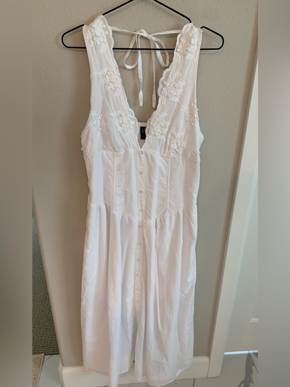 NWOT Wild Fable White Maxi Dress Floral Embroidery Cotton Summer Size Large